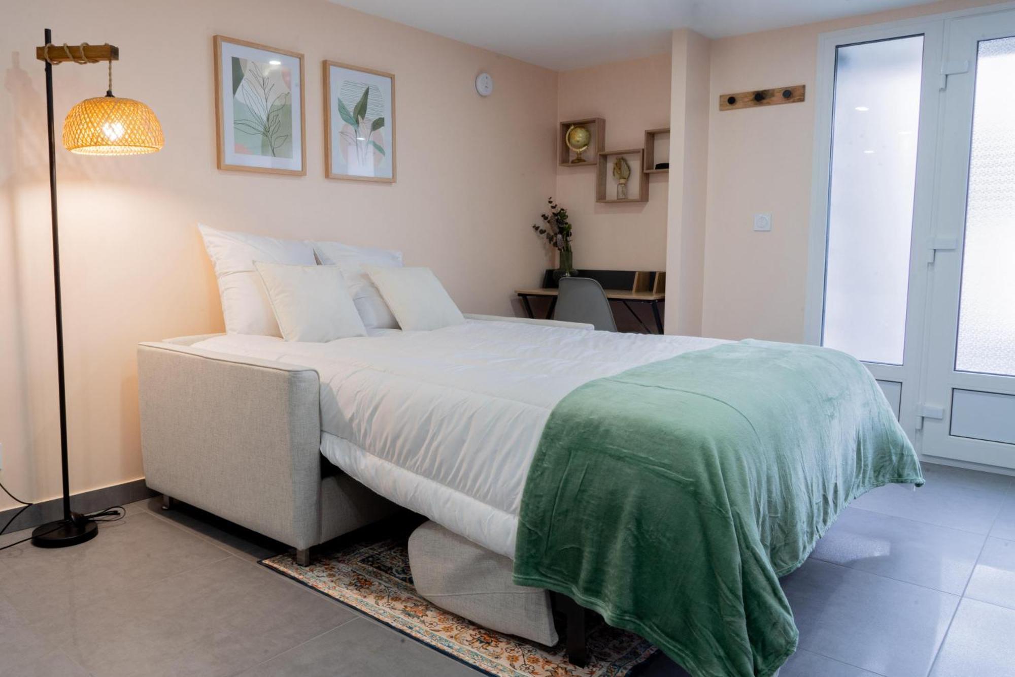 Appartement Cosy Le Lys Vert A 40Mn De Paris Dammarie-lè-Lys エクステリア 写真