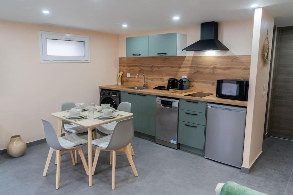 Appartement Cosy Le Lys Vert A 40Mn De Paris Dammarie-lè-Lys エクステリア 写真